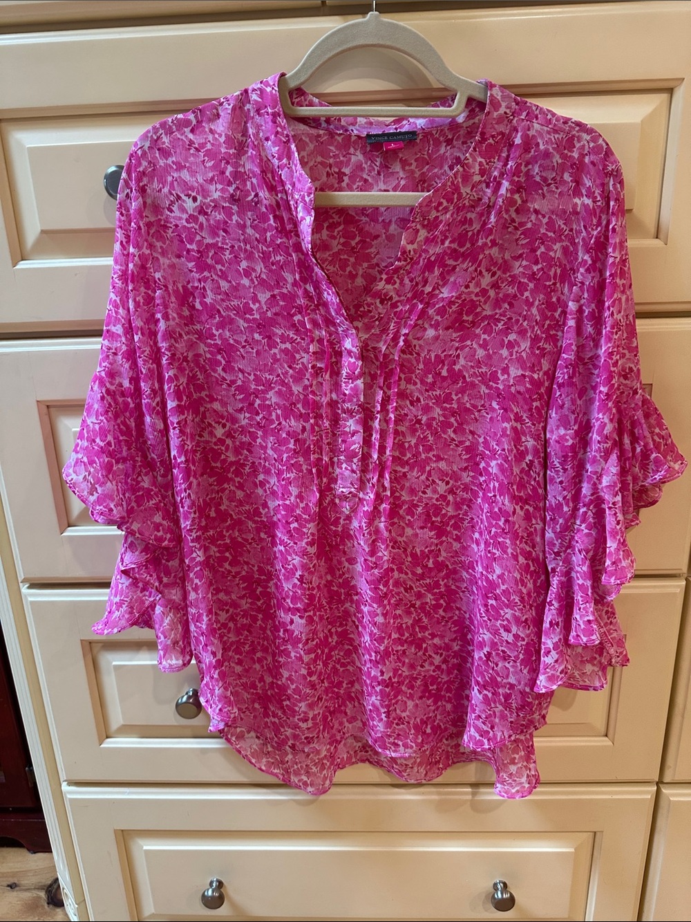 Vince Camuto Pink Ruffle Blouse size large